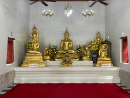 Wat Rakhang Kositaram Woramahawihan