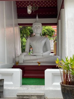 Wat Rakhang Kositaram Woramahawihan