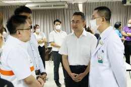 นายแพทย์ใหญ่ เยี่ยมศูนย์ดูแลสุขภาพจิตผู้บาดเจ็บ และผู้ที่ได้รับผลกระทบ เหตุการณ์รถบัสทัศนศึกษาไฟไหม้