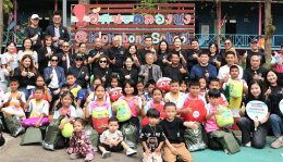 ชมรมช่างภาพการเมืองเครือข่ายจิตอาสารัฐสภาทำดีตามรอยพ่อ ลงพื้นที่วังน้ำเขียว จัดกิจกรรม CSR ช่างภาพการเมือง ปันรัก ปันสุข ปลูกรอยยิ้ม ส่งต่อโอกาส สร้างจิตสำนึกอนุรักษ์สิ่งแวดล้อม และตระหนักพิษภัยบุหรี่ไฟฟ้า