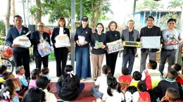 ชมรมช่างภาพการเมืองเครือข่ายจิตอาสารัฐสภาทำดีตามรอยพ่อ ลงพื้นที่วังน้ำเขียว จัดกิจกรรม CSR ช่างภาพการเมือง ปันรัก ปันสุข ปลูกรอยยิ้ม ส่งต่อโอกาส สร้างจิตสำนึกอนุรักษ์สิ่งแวดล้อม และตระหนักพิษภัยบุหรี่ไฟฟ้า