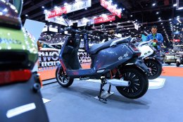 เดโก้ ยกทัพมอเตอร์ไซค์ไฟฟ้า 8 รุ่น โชว์ในงาน Big Motor Sale 2025  โปรโมชั่นพิเศษ ดาวน์น้อย ผ่อนสบาย ของแถมเพียบ แบรนด์ไทย มั่นใจคุณภาพ มาตรฐานความปลอดภัยสูงสุด