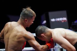อึ้ง ทึ่ง น็อก! "อเลสซิโอ" เสียเข็มขัดแชมป์โลก WBF WORLD ให้กับ"ทินภพ" ในศึก FCC 14 - NARIS - HIGHLAND BOXING PROMOTIONS