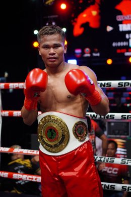 อึ้ง ทึ่ง น็อก! "อเลสซิโอ" เสียเข็มขัดแชมป์โลก WBF WORLD ให้กับ"ทินภพ" ในศึก FCC 14 - NARIS - HIGHLAND BOXING PROMOTIONS