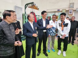      "บิ๊กเหวียง" พลเอกเชษฐา นำทีมให้กำลังใจมวยไทย-มวยสากลซีเกมส์