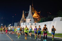 ประสบความสำเร็จเกินคาด! นักวิ่งกว่า 1.1 หมื่นคนจาก 30 ประเทศทั่วโลก ตบเท้าร่วมวิ่ง Awaken Bangkok Midnight Marathon 2025 จัดอย่างใหญ่ส่งท้ายปี