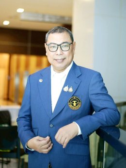 ประธานณัฏฐ์ พร้อมมอบทุนธรรมาภิบาลทางการศึกษา ให้กับทายาท ทหารไทยที่เสียสละชีวิตเพื่อปกป้องอธิไตยของชาติ