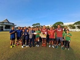 "รักบี้ฟุตบอล-โบวลิ่ง" ซ้อมเข้มโค้งสุดท้าย ดร.ณัฏฐ์ ธีรณัฐสุภานนท์  เติมพลังใจเยี่ยมชมการฝึกซ้อม  พร้อมแสดงความห่วงใยการย้าย 10 ชนิดกีฬาจากสงขลามาที่กรุงเทพฯ-ชลบุรี