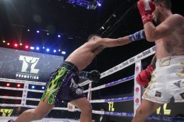   ไทเกอร์ มาร์ช กำปั้นดาวรุ่งมวยสร้าง TL BOXING PROMOTION  ออกหมัดหนักหน่วงแม่นยำชนะคะแนน ธนชัย คำอ่อน ในการชกเป็นคู่เอกศึกThe Fighter World Boxing
