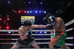   ไทเกอร์ มาร์ช กำปั้นดาวรุ่งมวยสร้าง TL BOXING PROMOTION  ออกหมัดหนักหน่วงแม่นยำชนะคะแนน ธนชัย คำอ่อน ในการชกเป็นคู่เอกศึกThe Fighter World Boxing