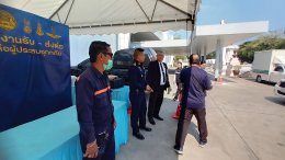 WBC  WBCMT  รวมพลังช่วยผู้ประสบอุทกภัย  จัดสิ่งของ 4 รถบรรทุกขนาดใหญ่ มอบให้ ศป.สอ.