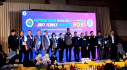   นักหวด 9 ชาติเข้าร่วมพิธีเปิดการแข่งขัน " Phatum Thani International Soft Tennis Tournament 2025" 