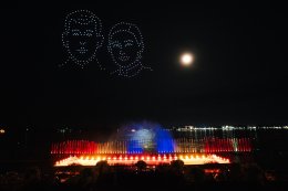 นายกฯ เปิดงานมหกรรมไหลเรือไฟโลกจังหวัดนครพนม ประจำปี 2568 ผู้ว่าฯ นครพนม เข้าร่วมโครงการยกระดับเทศกาลเรือไฟไทย สู่เรือไฟโลก