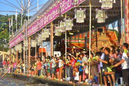 สมุทรปราการ : เจ๊ไก่ K Group สุดทนแจ้งความ -  เตือนภัย มิจฉาชีพแอบอ้างโพสต์จองล็อคร้านค้า งานประเพณีรับบัว 