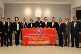 President of the Fujian Lead the group  to support donations to help flood victims.