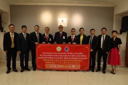 President of the Fujian Lead the group  to support donations to help flood victims.