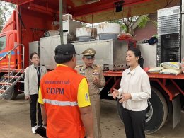 รัฐมนตรีช่วยว่าการกระทรวงมหาดไทย ตรวจเยี่ยมให้กำลังใจเจ้าหน้าที่อาสา