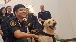 กรุงเทพฯ : ออสเตรเลีย ส่งมอบ สุนัข K9 ให้กรมศุลกรกรไทย  ปัฏบัติหน้าที่เชิงรุก