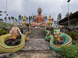 วังพญานาคปราจีนบุรีจัดภาพวาดศิลปะรำลึกถึงในหลวงรัชกาลที่ 9