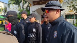 สภ.บางพลี จับตำรวจบก ขับเจ็ตสกี คุมเข้มความปลอดภัยทางน้ำงานประเพณีรับบัว
