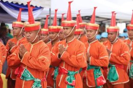 พิธีบวงสรวงพระภูมิเจ้าที่และเซ่นไหว้แม่ย่านางเรือพระราชพิธีก่อนการ จัดขบวนพยุหยาตราตราทางชลมารค