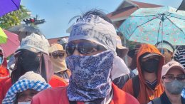 กรุงเทพมหานคร  : วอนรัฐบาลช่วยแรงงานกลุ่ม ปิโตเลียม ก่อนตกงานปี 69 นับหมื่นราย