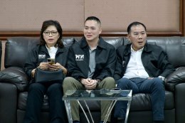 พรรคเพื่อไทย สาขาจังหวัดสมุทรปราการ ประชุมสมาชิกพรรคเพื่อไทยที่มีสำเนาอยู่ในจังหวัดสมุทรปราการ "เพื่อขอรับฟังความคิดเห็นและการให้ความเห็นชอบหรือไม่ให้ความเห็นชอบรายชื่อ ว่าที่ผู้สมัครรับเลือกตั้งแบบแบ่งเขตเลือกตั้งและผู้สมัครรับเลือกตั้งแบบบ