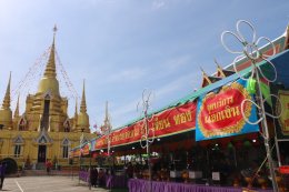แรงศรัทธาไม่เสื่อมคลาย! ชาวบางเสาธงร่วมใจหลั่งไหลสู่วัดบัวโรย ในวันสุดท้ายของงานประจำปี