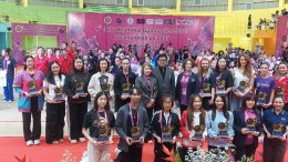 ยิม 5 ชาติดาหน้าล่าแชมป์ 	ล้วงตับสาวไทยก่อนซีเกมส์ 	