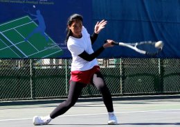 นักกีฬาซอฟท์เทนนิสกว่าร้อยชีวิต ร่วมหวดในการแข่งขัน "กีฬาซอฟท์เทนนิสกีฬาระหว่างโรงเรียนประจำปีการศึกษา 2568 