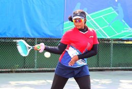 นักกีฬาซอฟท์เทนนิสกว่าร้อยชีวิต ร่วมหวดในการแข่งขัน "กีฬาซอฟท์เทนนิสกีฬาระหว่างโรงเรียนประจำปีการศึกษา 2568 