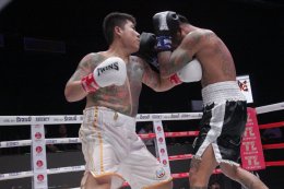 The Fighter World Boxing เดือธันวาคมส่งท้ายปี 2568  ที่ เวทีมวย World Siam Stadium 