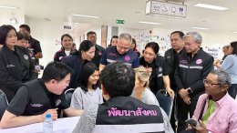 "อัครา" นำ ทีม "พม.ใกล้คุณ" ลงพื้นที่  ศูนย์พักพิงฯ ม.อ. หาดใหญ่ ติดตามการช่วยเหลือกลุ่มเปราะบาง-เร่งฟื้นฟูเยียวยาโดยด่วน หลังน้ำลด