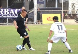   ฟุตบอลมหากุศล"ช้างศึกไม่ทิ้งกัน Super Match 2025" ครั้งที่ 2 ประจำปี 2568 ชิงถ้วยพระราชทานพระบาทสมเด็จพระเจ้าอยู่หัว รอบชิงชนะเลิศ ซึงทีมวีไอพี สโมสรตำรวจ คว้าแชมป์ไปครอง 