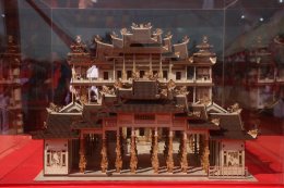 สมุทรสาคร :  ชาวไทย-ไต้หวัน แห่ขอพรองค์เจ้าแม่ทับทิม และร่วมพิธีวางศิลาฤกษ์ศาลเจ้าหลังใหม่ เพื่อความเป็นสิริมงคลช่วงเทศกาลปีใหม่ 