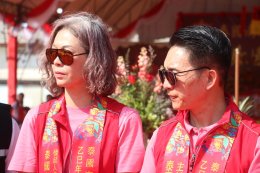 สมุทรสาคร :  ชาวไทย-ไต้หวัน แห่ขอพรองค์เจ้าแม่ทับทิม และร่วมพิธีวางศิลาฤกษ์ศาลเจ้าหลังใหม่ เพื่อความเป็นสิริมงคลช่วงเทศกาลปีใหม่ 