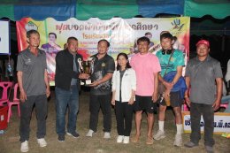 โจอี้ กาน่า , บี๋ สวิช และเพื่อนศิลปินดารา+จิตอาสา รวมพลังชาวบ้านหนองบัว จ.อุทัยธานี จัดฟุตบอลผ้าป่าเพื่อการศึกษา โรงเรียนวัดหนองบัว ต.หนองยาง  อ.หนองฉาง จ.อุทัยธานี ระดมยอดผ้าป่าได้ถึง 509,669.94 บาท