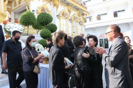 อดีตสว.นายจัตุรงค์ เสริมสุข เป็นประธานทอดผ้าบังสุกุล งานฌาปนกิจคุณแม่อารีย์ ยศพยุงศักดิ์