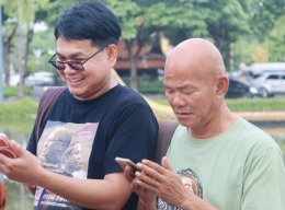 สมุทรปราการ  : คนไทยนับหมื่น รวมพลคนรักชาติ ชูธงไทยใหญ่ที่ในโลก