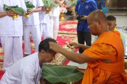 สิงคโปร์ - มาเลเซีย โกนผมบวชนานาชาติ สืบสานพระพุทธศาสนา