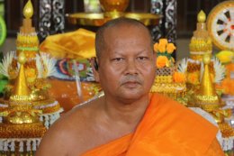 สิงคโปร์ - มาเลเซีย โกนผมบวชนานาชาติ สืบสานพระพุทธศาสนา