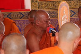 สิงคโปร์ - มาเลเซีย โกนผมบวชนานาชาติ สืบสานพระพุทธศาสนา