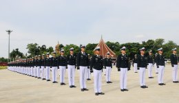 สมุทรปราการ  : คนไทยนับหมื่น รวมพลคนรักชาติ ชูธงไทยใหญ่ที่ในโลก
