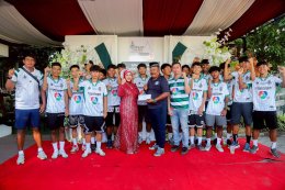 "มาดามนันท์" อัดฉีด1แสนทีมหมอนทองวิทยา