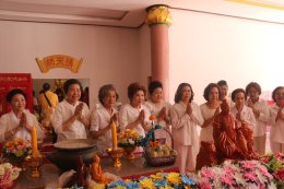 ป้าเชง บุญไทย ตั้งเด่นไชย ประธานในพิธีบวงสรวง บรรจุยันต์ดวง ใต้ฐาน องค์เทพเจ้าเตียวฮู้เทียนซือ หรือ เตี่ยวเทียนซื่อ