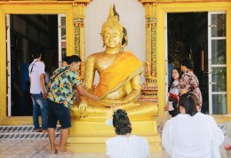 ครอบครัว "ศรีษะทิน"  เป็นเจ้าภาพทอดกฐินสามัคคีวัดศรีวารีน้อย ประจำปี 2568  โดยในปีนี้มีคณะผู้มีจิตศรัทธา ร่วมออกโรงทาน 149 ร้าน ยอดกฐินปีนี้ อยู่ที่  2,392,685.75 บาท