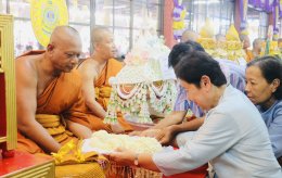 ครอบครัว "ศรีษะทิน"  เป็นเจ้าภาพทอดกฐินสามัคคีวัดศรีวารีน้อย ประจำปี 2568  โดยในปีนี้มีคณะผู้มีจิตศรัทธา ร่วมออกโรงทาน 149 ร้าน ยอดกฐินปีนี้ อยู่ที่  2,392,685.75 บาท