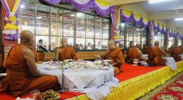 ครอบครัว "ศรีษะทิน"  เป็นเจ้าภาพทอดกฐินสามัคคีวัดศรีวารีน้อย ประจำปี 2568  โดยในปีนี้มีคณะผู้มีจิตศรัทธา ร่วมออกโรงทาน 149 ร้าน ยอดกฐินปีนี้ อยู่ที่  2,392,685.75 บาท