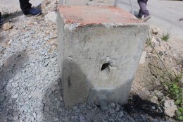 หัวหน้าพรรคแรงงานสร้างชาติ รับเรื่องร้องเรียน! ชาวบ้านกว่า 1,500 หลังคาเรือนเดือดร้อน เสาไฟฟ้าตั้งขวางทางเข้าออกซอย ถนนหนามแดง สมุทรปราการ