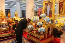 พระเทพวชิราลังการ นำคณะสงฆ์วัดศรีเอี่ยม บำเพ็ญกุศลอุทิศถวาย 'พระบรมราชชนนีพันปีหลวง'  พล.ต.อ.ธวัชชัย ภัยลี้ อดีตรอง ผบ.ตร. ร่วมเป็นประธาน สมาคมตำรวจ-สตรีนักธุรกิจฯ  ร่วมแน่น!!